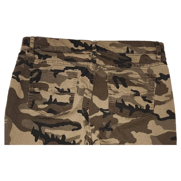 New York & Company Camo Pants, Stretch Skinny Jeans, Size 6 - Picture 4 of 7